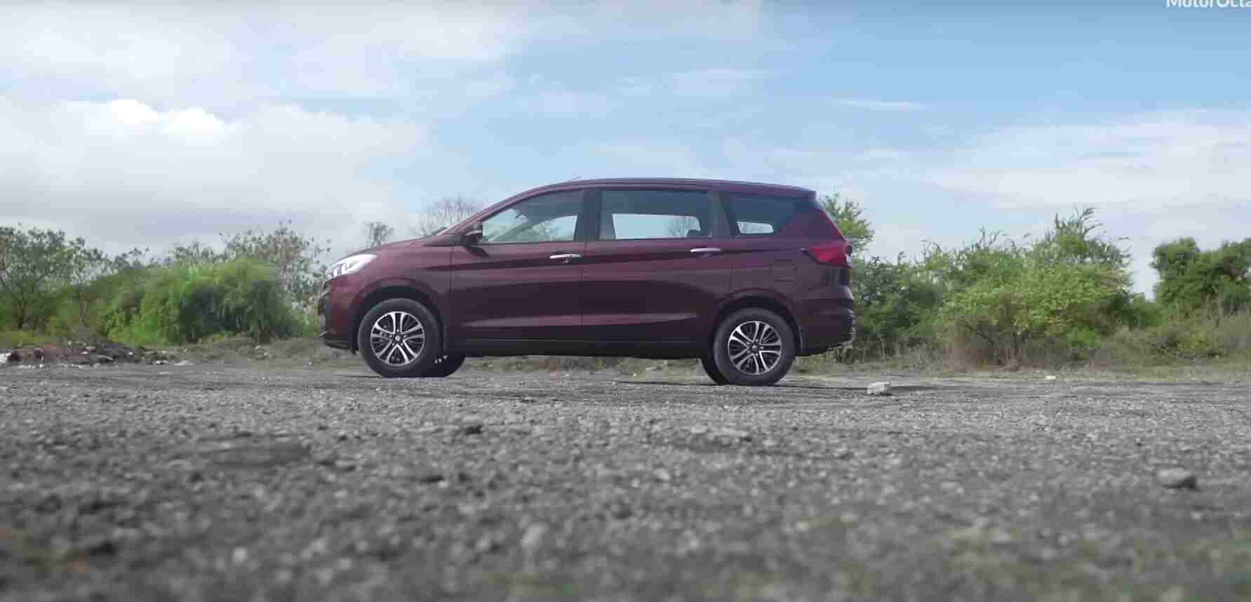 Ertiga Car on rent in goa side view (1)